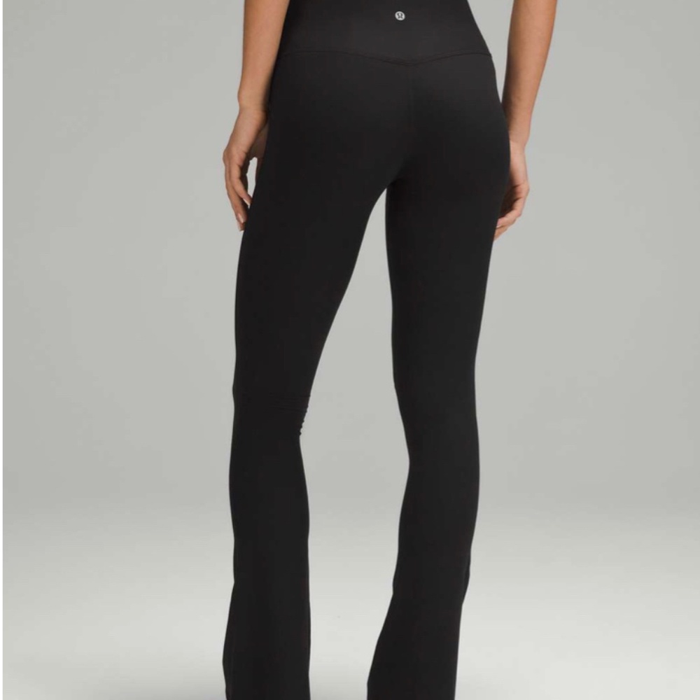 Lululemon Align High Rise Mini Flare short 27” inseam black SZ 4